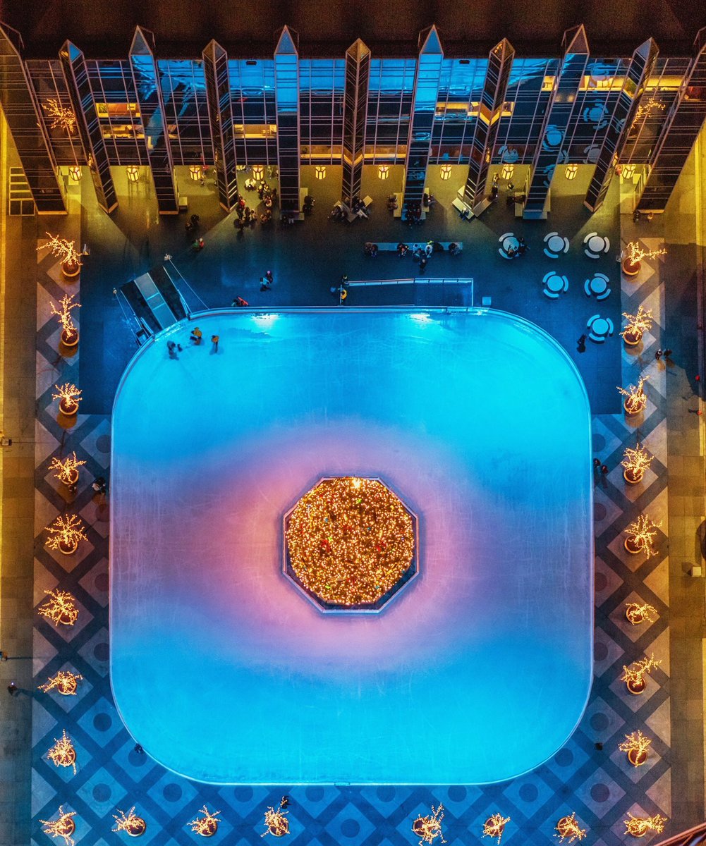 A view of the tree at PPG Place that you don’t often see: looking at it directly from above. As if it wasn’t a beautiful enough view, the purple glow on the blue ice puts this over the top for me.