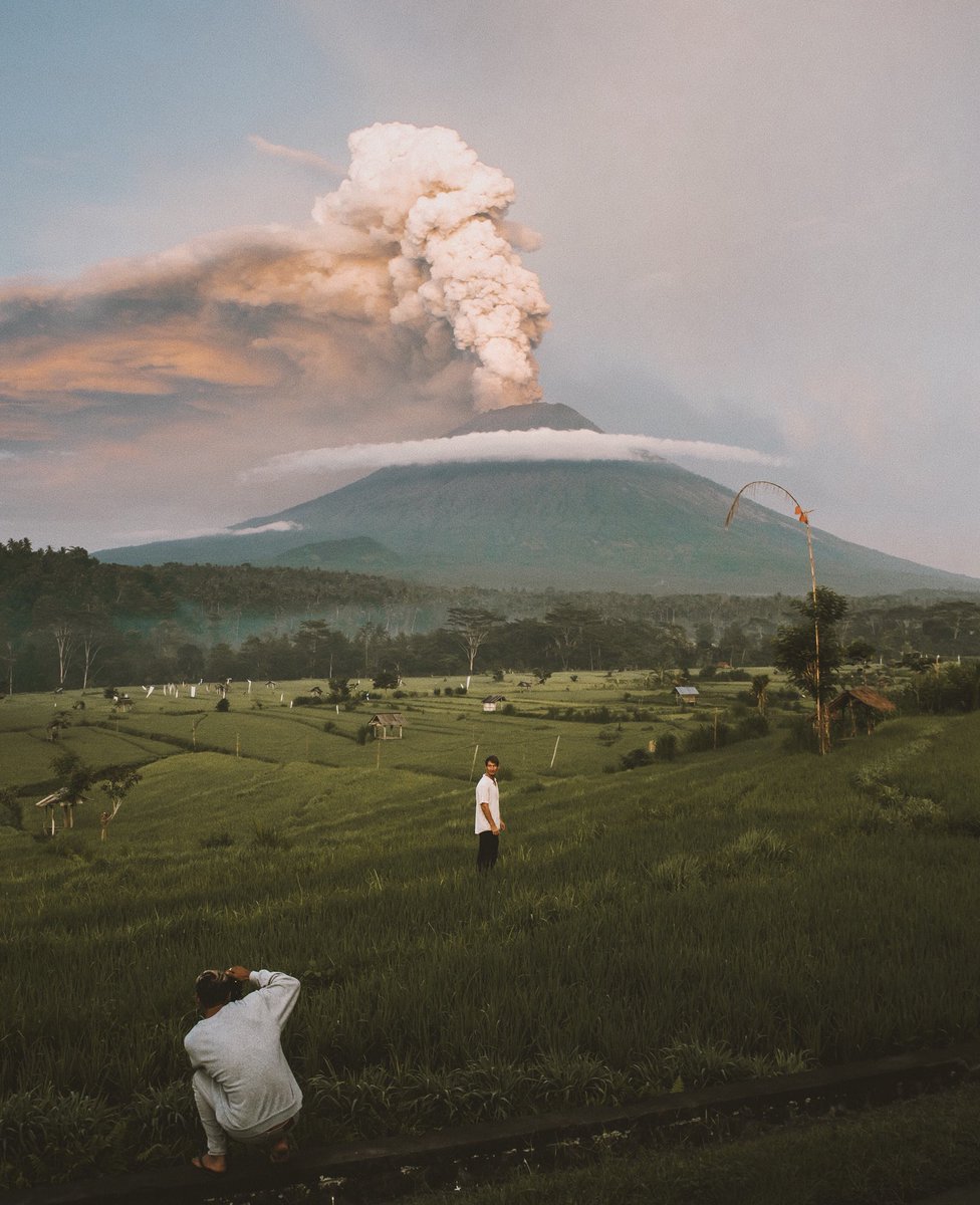 Hands down one of the most surreal experiences I’ve ever had 🌋 #PrayForBali