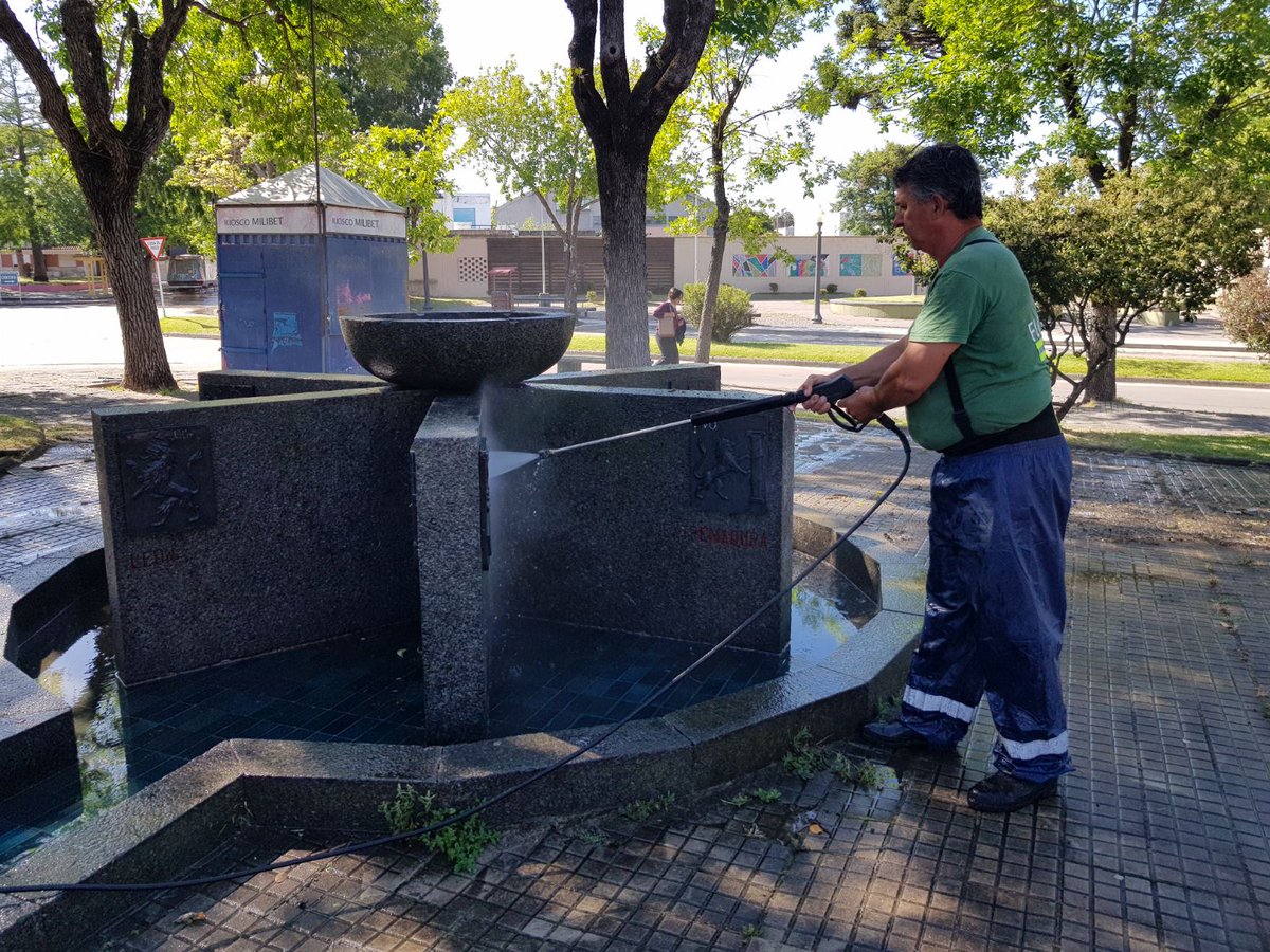leonardofalero's tweet photo. Paseos Públicos Florida hidrolaba Plaza Quijote .Gestión ENCISO .@PajaroEnciso @MacarenaRubioF @AndreaBrugman @g_lopezmendez @arizaga_oscar https://t.co/LLeOU2PJR5