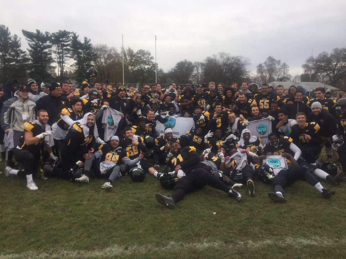 FraminghamU's tweet photo. FSU football finished Top 20 Nationwide in the Division III College Football Rankings! #RamPride https://t.co/xe1NZCLt3y https://t.co/cuw7mebkf7