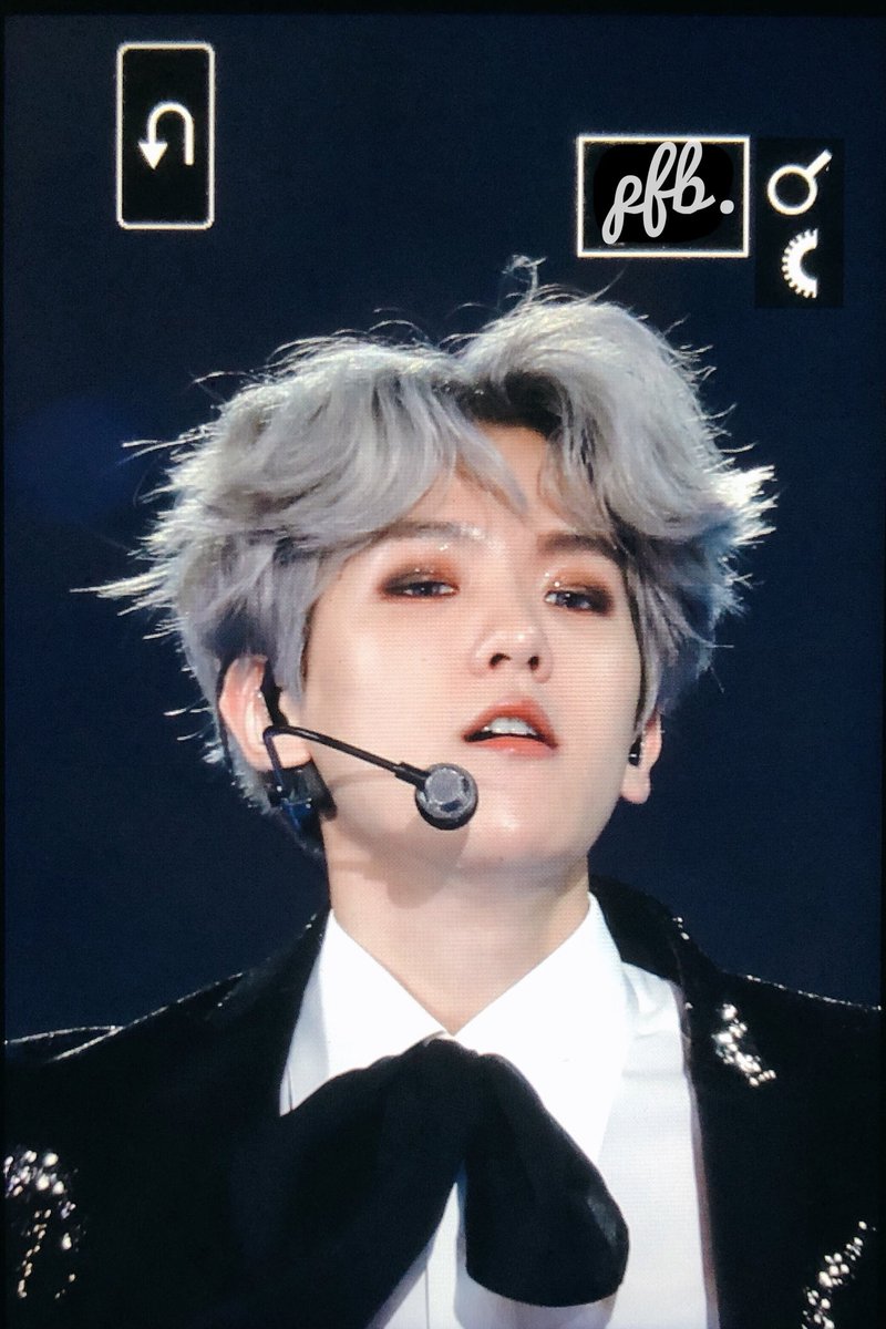 perfectbaek_'s tweet photo. 171129 MAMA JP; kill me heal me #baekhyun #백현 https://t.co/Ssy3hyyvZg