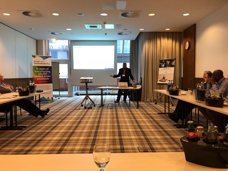 ManageEngine_DE's tweet image. #ServiceDeskPlus Kundentag 2017: neueste Entwicklungen, Best Practices sowie reger Austausch rund um das #HelpdeskTool. Krönender Abschluss: gemeinsamer Schokoladenworkshop mit sichtlich Spaß beim Verkosten &amp;amp; Erstellen eigener Kreationen. #ITSM #Helpdeks #Lecker 🍫🤤🍫🤤🍫🤤