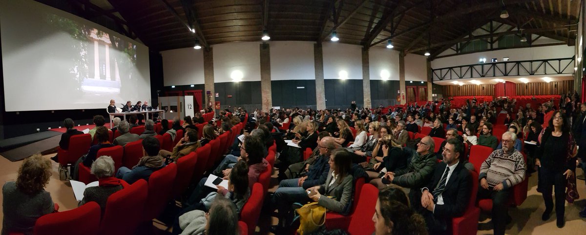 LeolucaOrlando1's tweet photo. Presentata #Manifesta12 che si svolgerà a #Palermo dal 16 giugno al 4 novembre 2018.
Palermo ha fatto della propria dimensione mediterranea un punto di forza;della cultura dell’accoglienza e del rispetto dei diritti di tutti e di ciascuno,a partire dai migranti,la propria visione https://t.co/TwHDocr93i