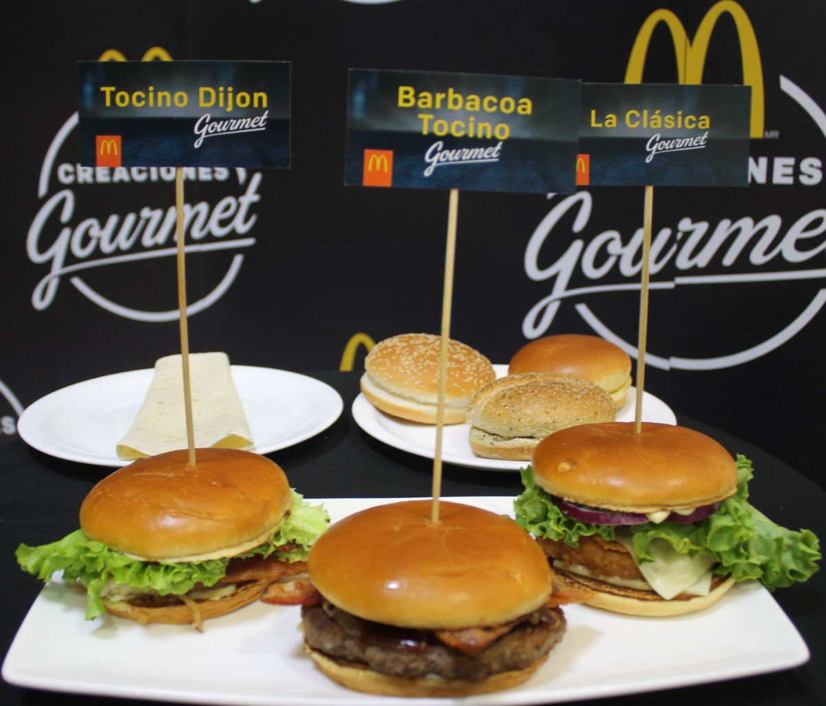 EliNDnoticias's tweet photo. @McElSalvador  Presentó su línea Creaciones Gourmet https://t.co/20j2Cz7zGb