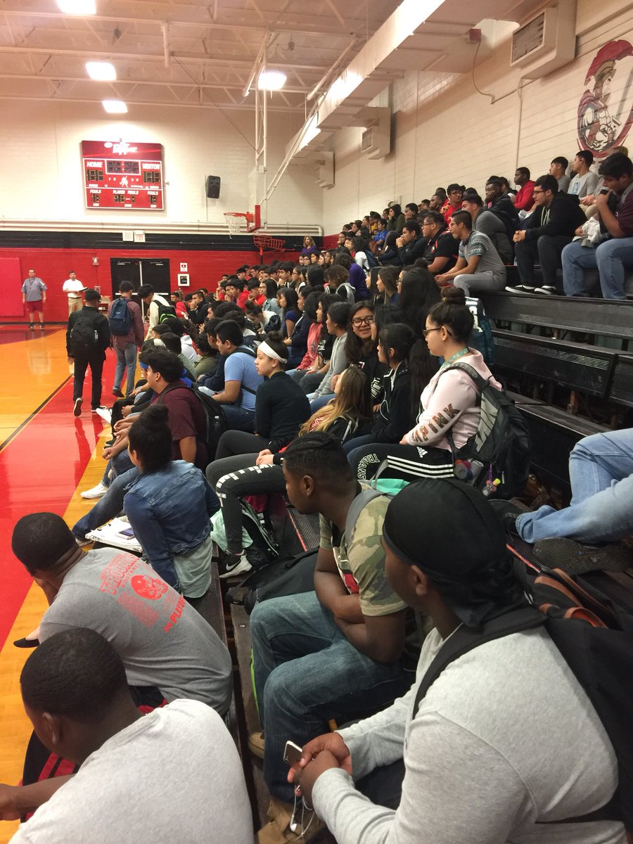 SoHo_Football's tweet photo. Gatorade...@SHHSTrojans @SHHS_Running @softballshhs @soccer_shhs #Gatorade @Gatorade https://t.co/aSs8M5Gjnu