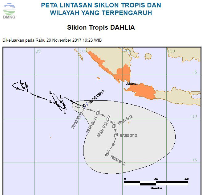 infoBMKG's tweet photo. Setelah siklon tropis CEMPAKA melemah, malam ini (29-11-2017) pukul 19.00 WIB muncul #SIKLON TROPIS "DAHLIA" berada di posisi 8.2 LS-100.8 BT (sekitar 470 km sebelah Selatan Bengkulu) dengan pergerakkan ke arah Tenggara menjauhi wilayah Indonesia. Detil: https://t.co/SD1onRYqOb https://t.co/4NyGYvbmCB