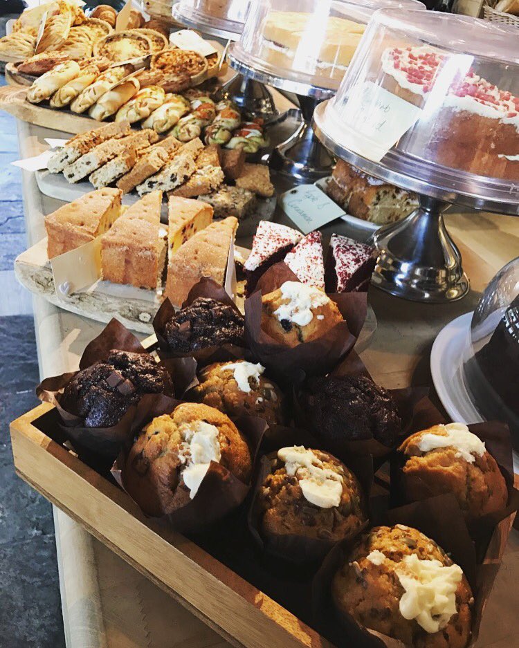 Who needs a naughty #humpday treat? 🙋🏼🙋🏼🙋🏼