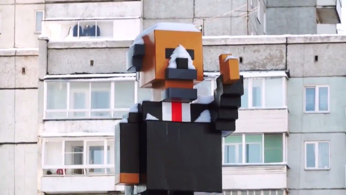 статуя ленина в майнкрафт. памятник ленин майнкрафт красноярск. памятник лененув майнкрафт. скин статуи ленина. статуя ленина гайд в майнкрафт.