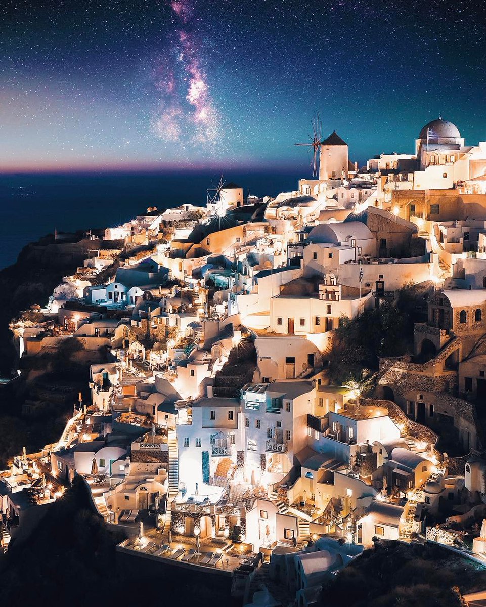 PixOfWorld's tweet photo. Santorini, #Greece https://t.co/lNJNoCsUpn