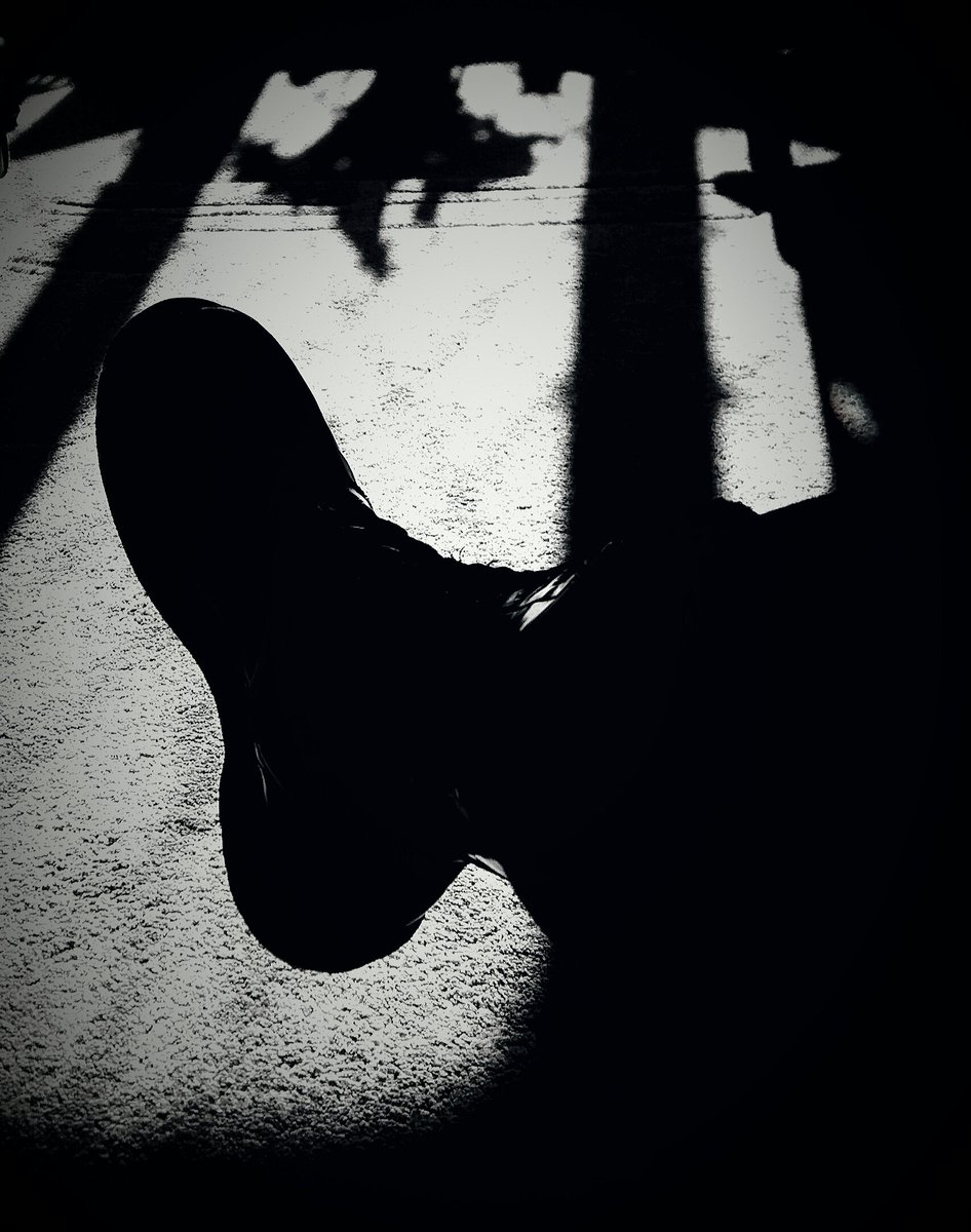 Spider_stardust's tweet photo. #VEGAN #drmartens #DocMartin the footwear of choice on a day like today! #cold #Shropshire https://t.co/BgTXfAoWdo