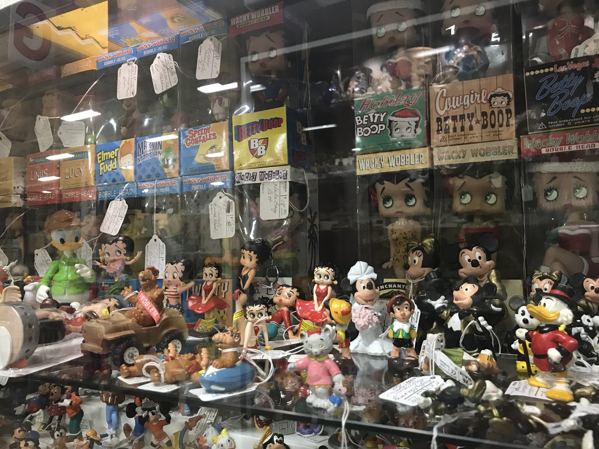wamlakeland's tweet photo. #vimtage #toys at #wildwoodantiquemalllakeland for all your #christmasshopping needs! #christmas #rarefindseveryday #vintagefinds #uniquegifts https://t.co/gRuUUosjB7