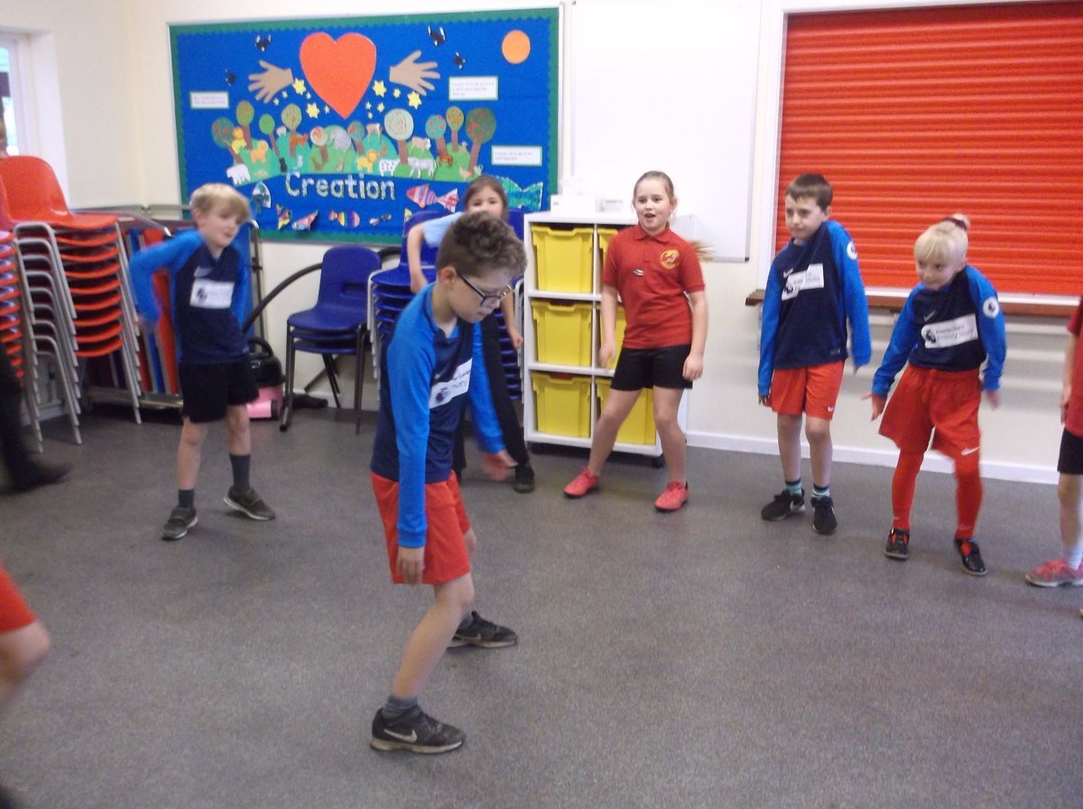 BarleySchool's tweet photo. Today's street dance PE lesson https://t.co/U7x6nuE7I3