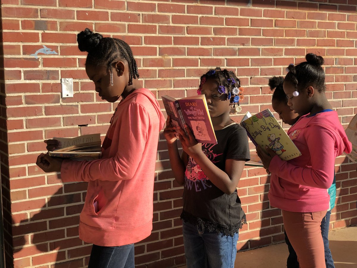ojsemmeselem's tweet photo. What better to do when waiting in the bathroom line than read a book? Love all of our classes that make productive use of line time! More Accelerated Reader points, here they come! #OJSemmesReaders #OJSemmes https://t.co/DfJloulpB2