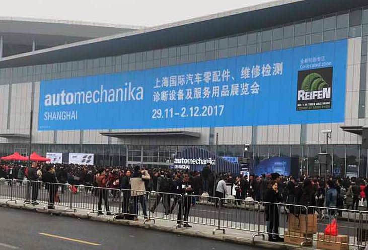 ERCAdditiv's tweet image. ERC Additiv GmbH auf #AutomechanikaShanghai! Here wo got at hall 5.2 booth a88  #fueladditive, #oiladditive, #diesel, #petrol, #systemcleaner, #mineralöl, #kraftstoffe, #erdöl