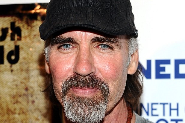 Happy birthday to Jeff Fahey!  One of the best things to happen on Lost!!  lol 