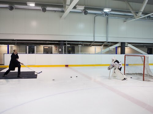 ukinfinland's tweet photo. At @iceheartsry The Duke had a chance to try his hand at ice hockey. Great shot! #RoyalVisitFinland https://t.co/koFQV8IBFK