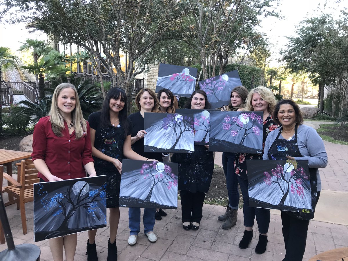 NorthstarMeets's tweet photo. Yesterday, #DestinationTX attendees got to partake in Paint & Sip — a fun event sponsored by the Horseshoe Bay Resort (@hsbresort). https://t.co/mEcslTvlWt