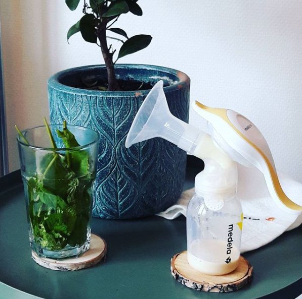 Medela_Benelux's tweet photo. Wist je dat onze #Hamony een van de weinige #handkolven ter wereld die met de 2-Phase Expression technologie is uitgerust. De #borstkolf simuleert het natuurlijke zuiggedrag van de baby aan de borst! Welke kolf heb jij? https://t.co/mGYGnsacYJ