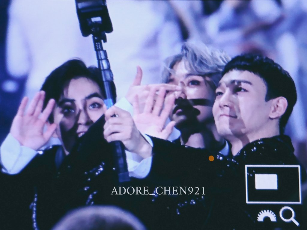 EXOPhils's tweet photo. [PIC] 171129 #EXO - 2017 MAMA in Japan
(c) ADORE_CHEN921 https://t.co/fu52i6yP6R