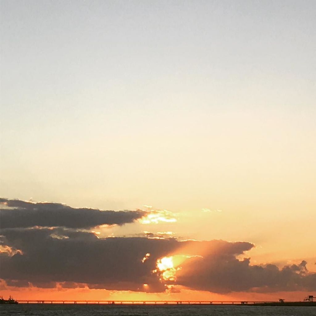 averygoodfriend's tweet photo. Cyprus with another play called Colors :-) #rayofsunlight #cypruslife #cyprusautumn #livinginparadise #begrateful #seieinheld https://t.co/vQtix1oT3Y https://t.co/KnHTL4zL8i