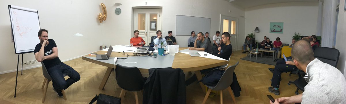 venca's tweet image. AI workshop tech lidi z @MITONCZ firem. Navstivil nas i Google.