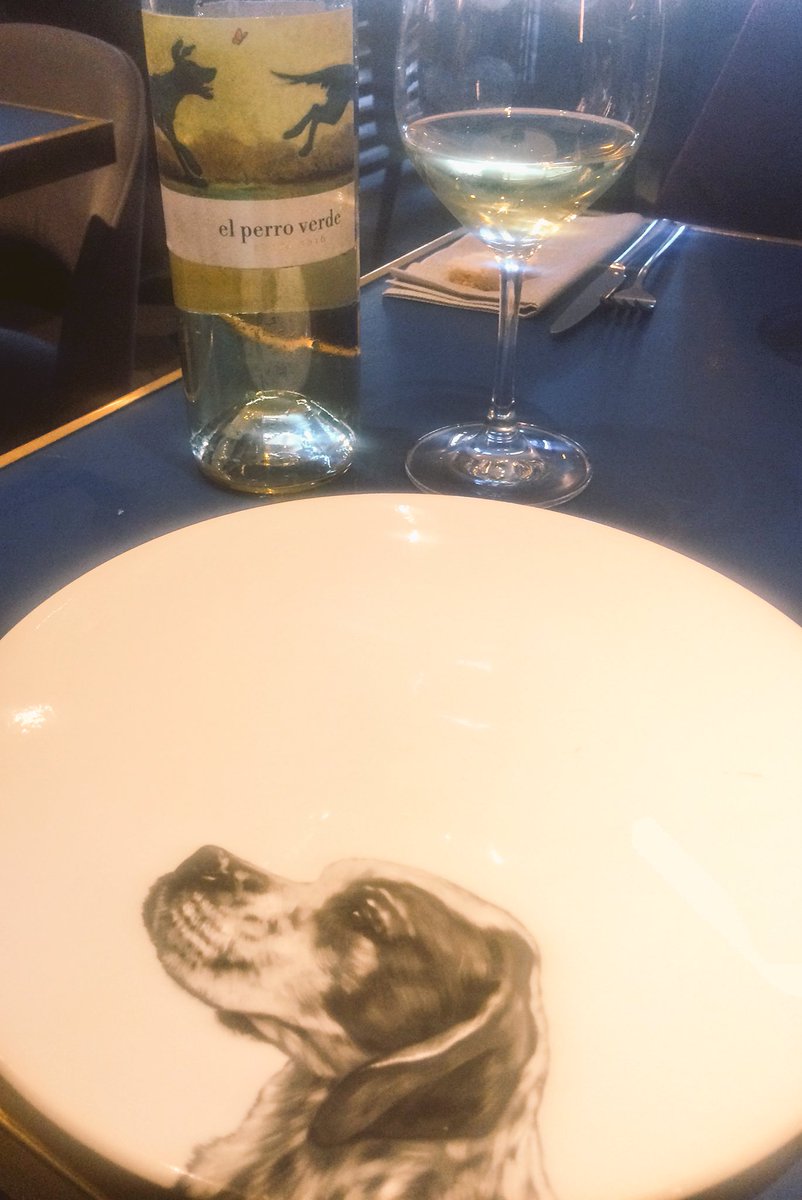 Para disfrutar del <a href="/perroverde_/">El perro verde</a> , nada como Restaurante Pointer #Madrid