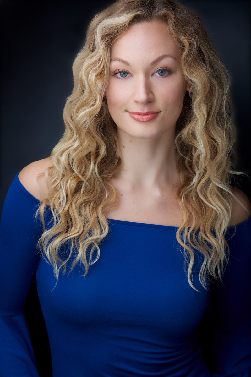Here’s one of our favorites from our #awesome shoot with Sarah Louise Kane. 💁🏼‍♀️