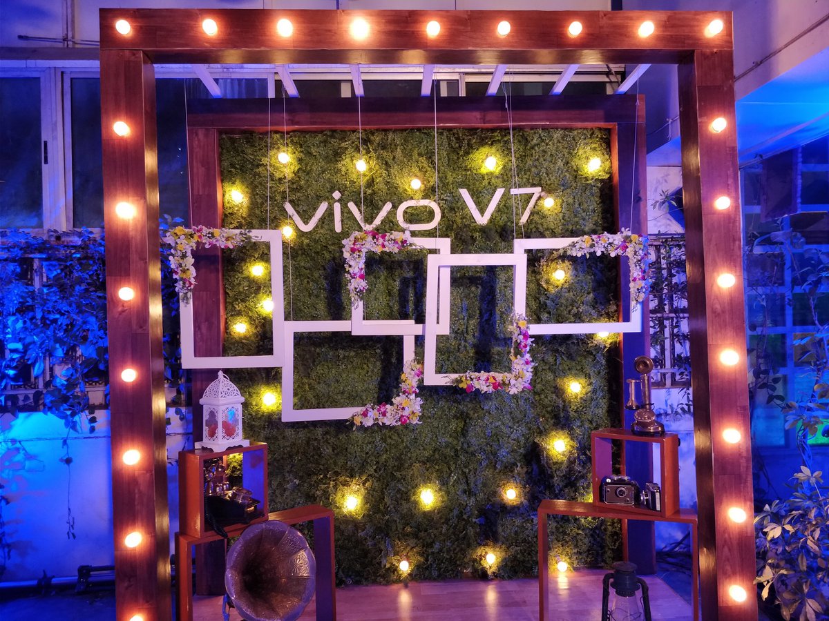 punagindia's tweet photo. #VivoV7 #selfiesession #vivolatestsmartphone #midweekblast #bengaluru https://t.co/K0C4UroFxL
