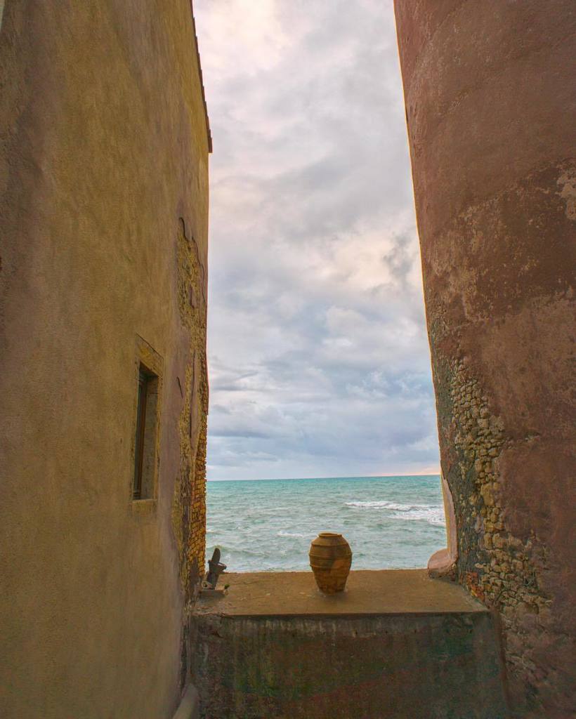 misterjoemock's tweet photo. Vista del mare dal Castello di Santa Severa .
.
.
.
.
.
.
.
.
.
.
.
#cerveteriphotowalk #scoprilazioconcotral #visit_lazio #loves_madeinitaly #framesofitaly #travelgramitalia #loves_united_lazio #failazio #laziodascoprire #ioscattotuscrivi #super_italy #… https://t.co/xCvqHoAgrQ https://t.co/BoT6EdCDKR