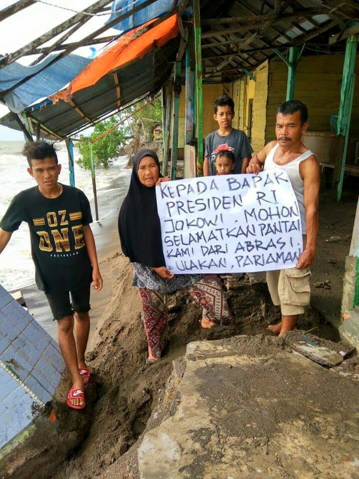 ElisaAnggraeni_'s tweet photo. @jokowi 😢 Tolong selamatkan Pantai ulakan 😢 selamatkan rumah2 kami 😢 https://t.co/Y4BLq21kDy