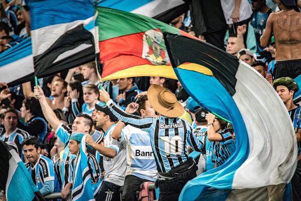 thaysfeli's tweet photo. Só digo-lhe uma coisa... É HOJE QUE O TRI VEM!! #nosvamosacabarcomoplaneta  🇪🇪🇪🇪🇪🇪⚽️🏆🙌😱 https://t.co/EyOsvlRomZ