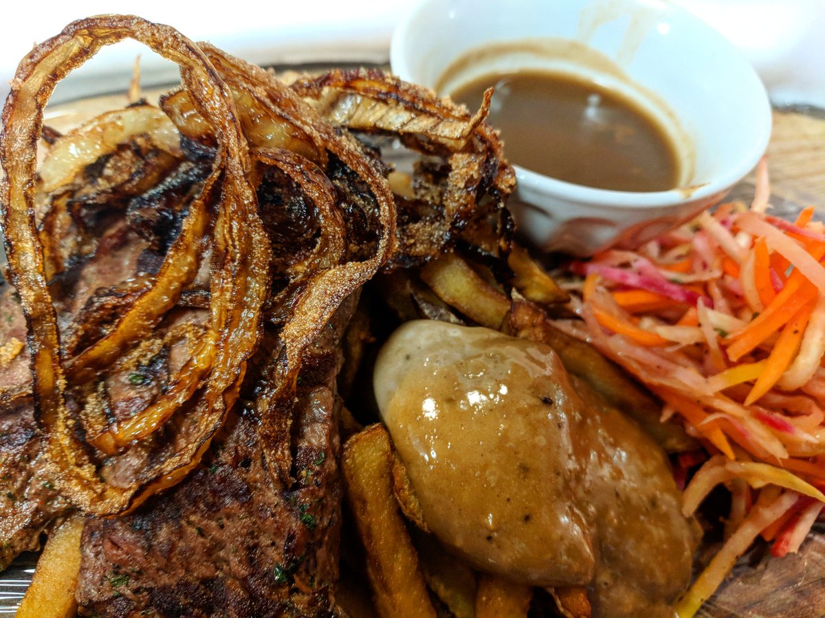 GbcEats's tweet photo. Today's delicious Chef Special by Chef Donna is a Steak Frite made w/ Grilled Ontario Sirlion FRESH cut fries, winter root slaw, black garlic mayo and jus for $12.49! Be a locavore and eat local!
#chartwellsgbc #gbceats https://t.co/LWLVcbiXxb