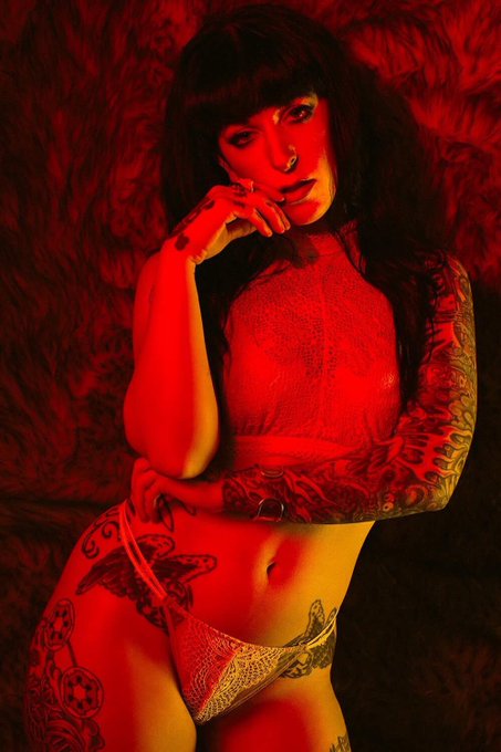 There&rsquo;s a new Krampus in town 👹 https://t.co/PEYB8M092G<a href="/tag/lingerie"class="tags"><span>#lingerie</span></a><a href="/tag/starwars"class="tags"><span>#starwars</span></a><a href="/tag/tattoos"class="tags"><span>#tattoos</span></a><a href="/tag/missgenocide"class="tags"><span>#missgenocide</span></a><a href="/tag/g"class="tags"><span>#g</span></a>