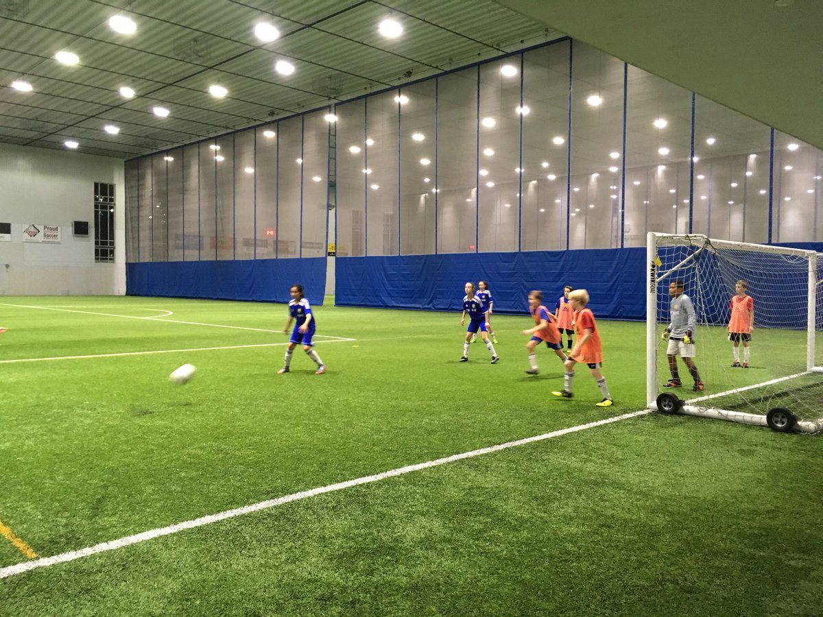 U13A girls vs. U13B boys show down! #lastpractice