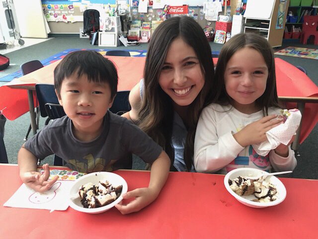 k1pandas's tweet image. Ice cream sundaes and cartoons with our auction winners. Enjoying special time together while raising money for our school! 🍨
