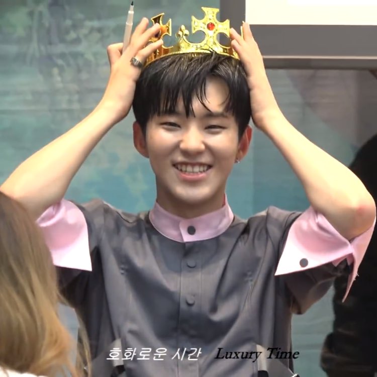 the king has arrived