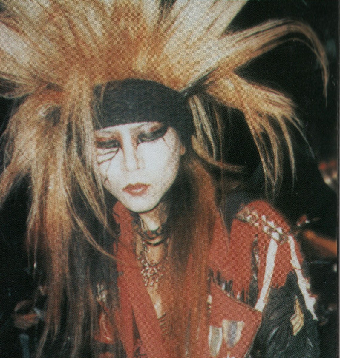 ぬらり Hide Hidebirthday Wearex Xjapan このhideちゃんはまだエックスに加入前の サーベルタイガー時代のものではないかな モッキンに張ってるステッカーがかなり以前のチラシなので 御茶ノ水の楽器屋で最初に入手したフェルナンデス製の ぬらり Hide Hidebirthday Wearex Xjapan このhideちゃんはまだエックスに加入前の サーベルタイガー時代のものではないかな モッキンに張ってるステッカーがかなり以前のチラシなので 御茶ノ水の楽器屋で最初に入手したフェルナンデス製の