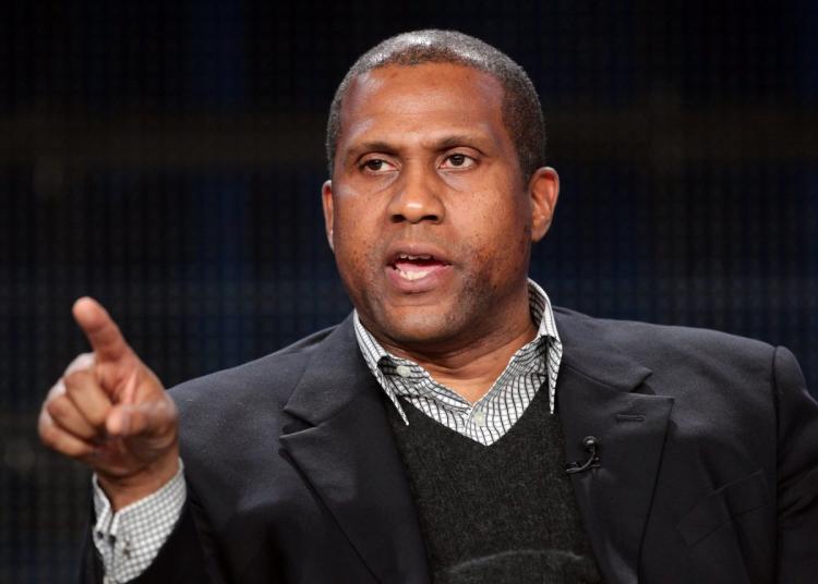 Racist Democrat Tavis Smiley allegedly forced women to have sex with him