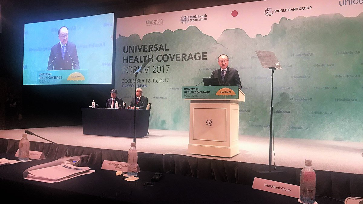 worldbankgroup's tweet image. .@JimYongKim: Half the world’s population does not have access to health services, and close to 100 million are being pushed into extreme poverty each year b/c of healthcare expenses. The way we finance global health is broken. wrld.bg/u6tJ30h9Xf0 #UHCForum #HealthforAll