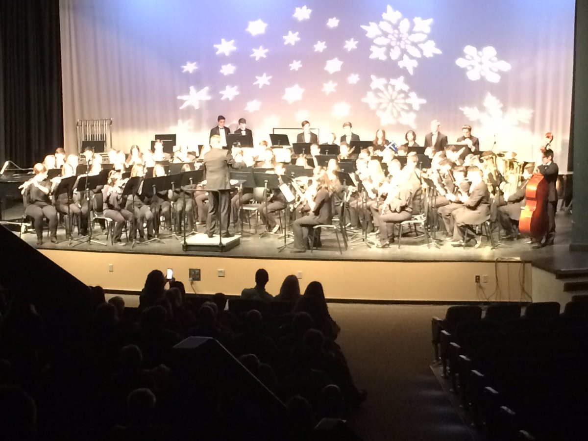whsjags_drama's tweet photo. Congrats to all WHS theatre co members who participated in tonight's concert on a fantastic performance. Your talents continue to amaze! @windhamhsband #artmatters #musiceducation https://t.co/ef551mPjBr