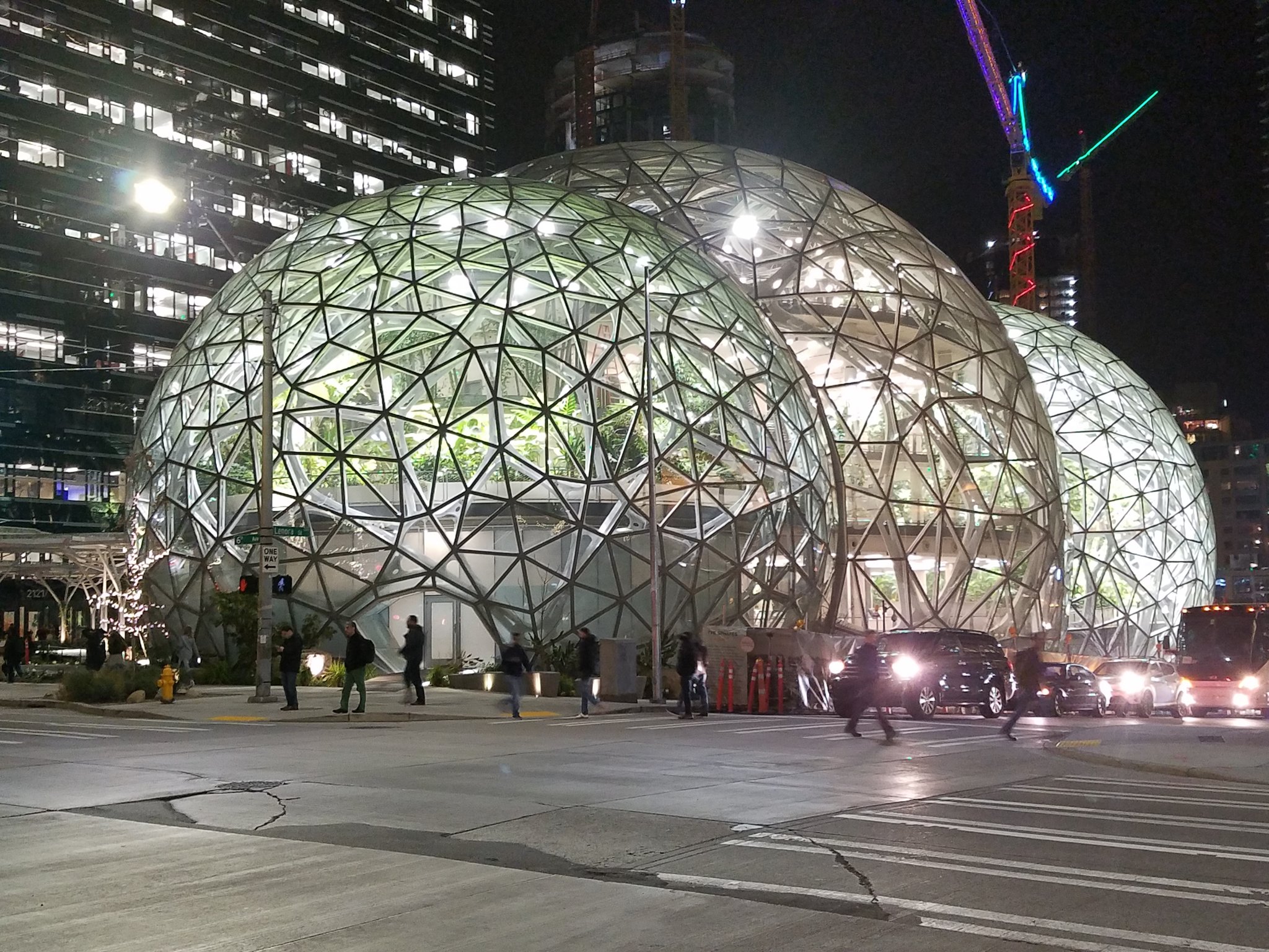 Jeff Barr The Amazon Spheres By Night Seattle T Co Bjzopiayll Twitter