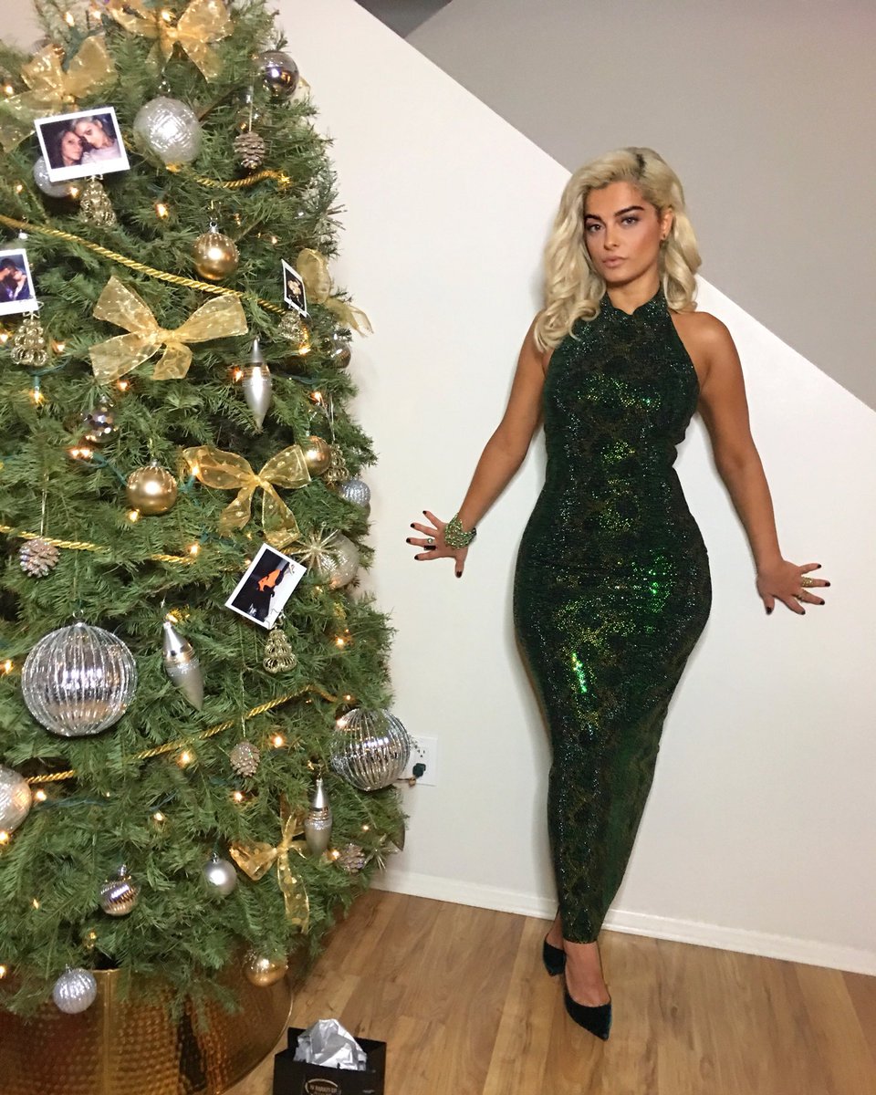 BebeRexha's tweet photo. 🎄🎄🎄 https://t.co/aabdRXtuSU