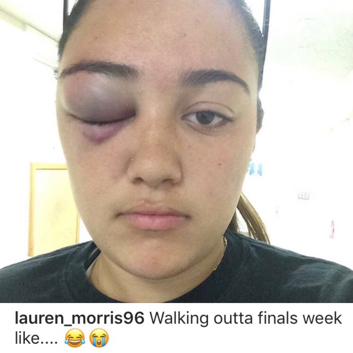 RandolphSB's tweet photo. When in the middle of #Finals week at @randolphcollege, #RCSB knows that humor is often the best method of survival. 📚🤣 @lauren_morris96 @dee_davis15 @Lchaney385 @Jsteeeezy https://t.co/jDqky0x3L7