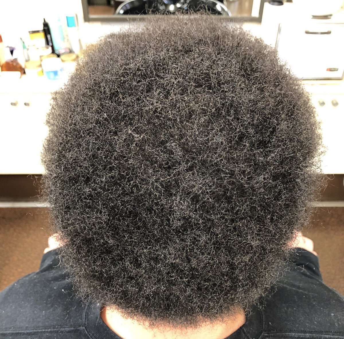Barber Shop Iino 3nd アフロパーマ アフロパーマご要望の方は早めのご予約お願い致します 料金 施術時間等はお問い合わせ下さい Tel 029 1 3049 Barber Shop Iino 3nd アフロパーマ アフロパーマご要望の方は早めのご予約お願い致します 料金 施術時間等はお問い合わせ下さい Tel 029 1 3049