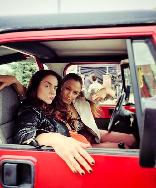 Earp girls.🔥🔥👌