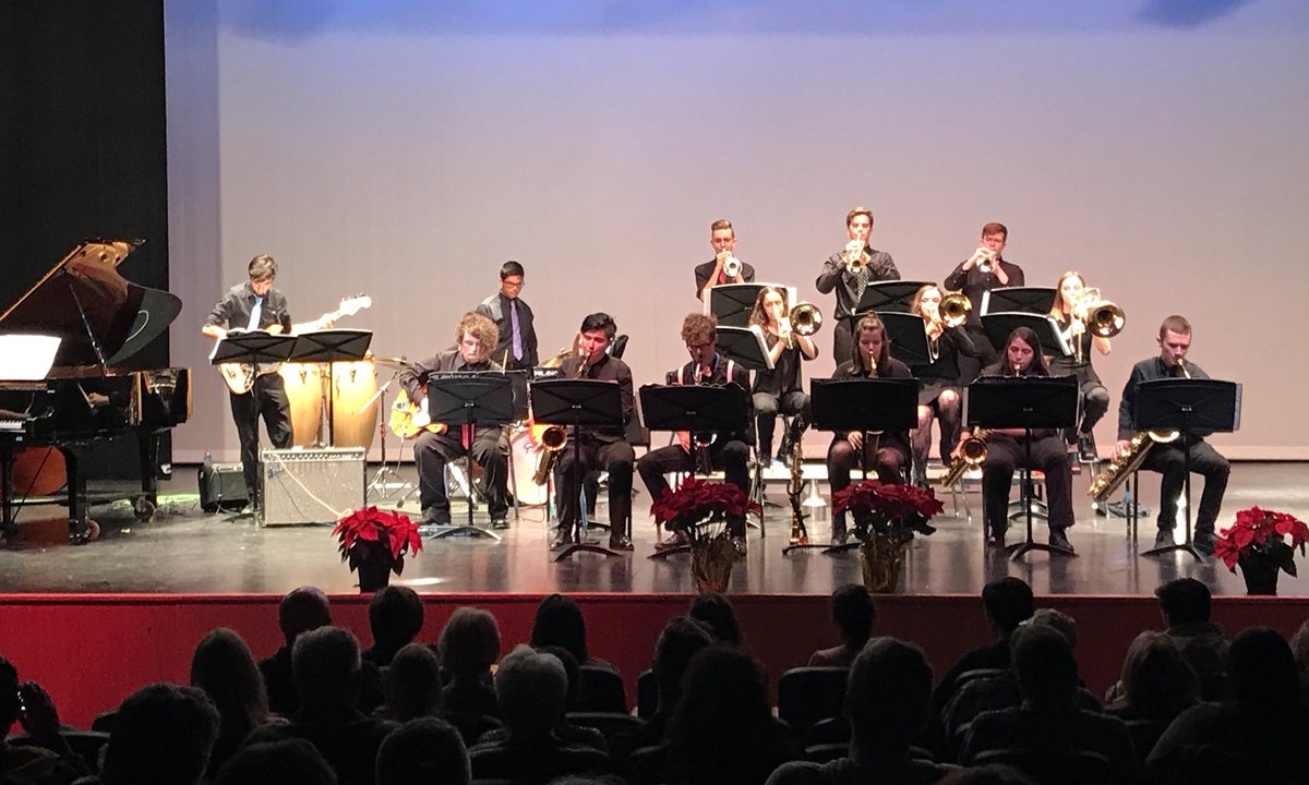 BHS__Good's tweet photo. Night of Jazz at Basha High School https://t.co/s33cxUlYu6