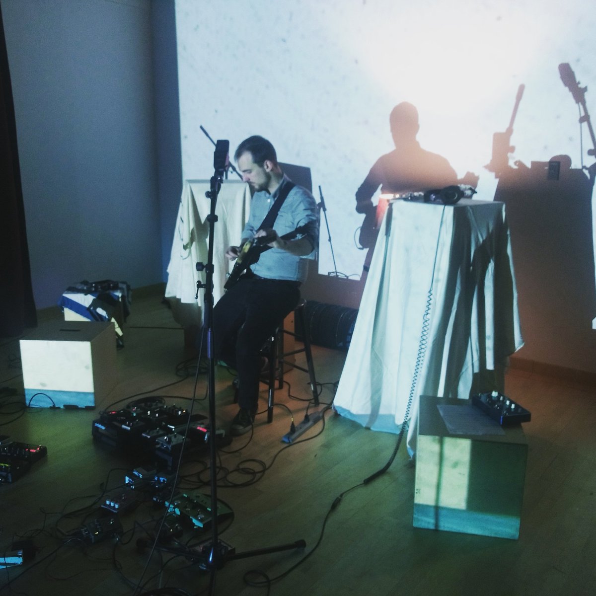 tommydsax's tweet photo. André Pelletier joins us for some Butterfly Documenting! 
#butterflies #otheranimals #jonathangoulet #improvisation #iwantapedalboard #effectspedals https://t.co/LvzLL5CKfc