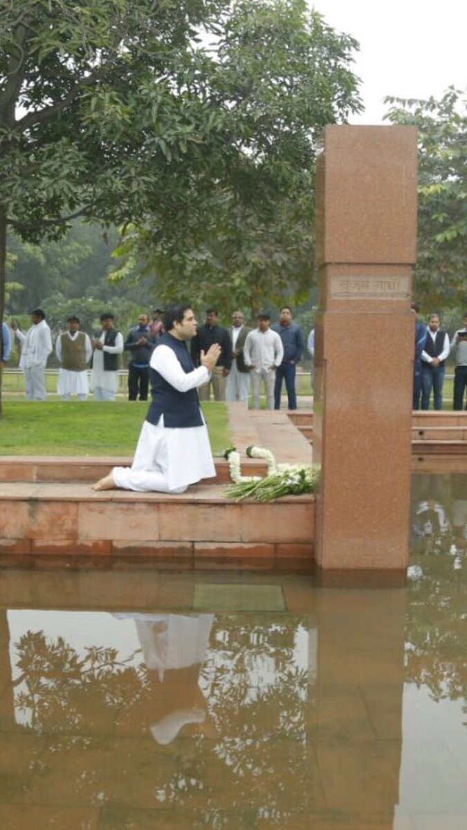varungandhi80's tweet photo. Paid homage to my father Late Shri Sanjay Gandhi ji on his 71st birth anniversary at Shanti Vana. https://t.co/HDgWQO7Agh
