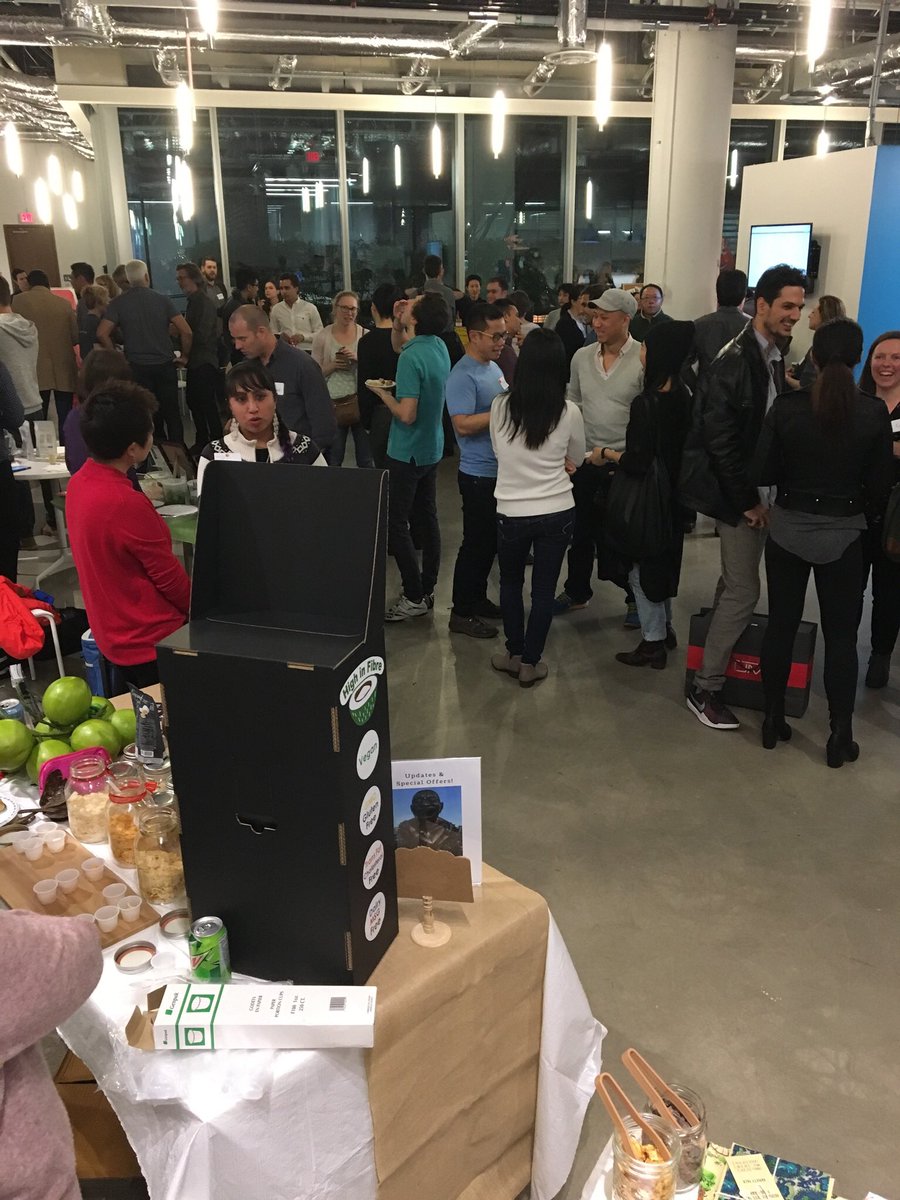 nadagrocery's tweet image. We’re celebrating &amp;amp; vending at the @Spring_is holiday party! Great to be amongst other local &amp;amp; sustainable entrepreneurs! 😻 #socent