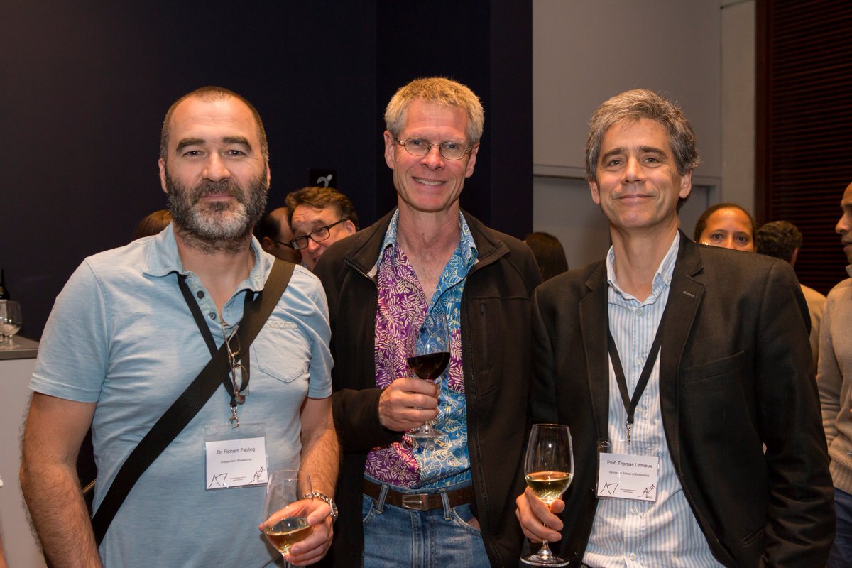 AASLE_Econ's tweet photo. A big thank you to all our delegates, speakers and sponsors for attending last weeks cocktail reception at the @NatGalleryAus #AASLE2017 https://t.co/5P3aRv6zyA